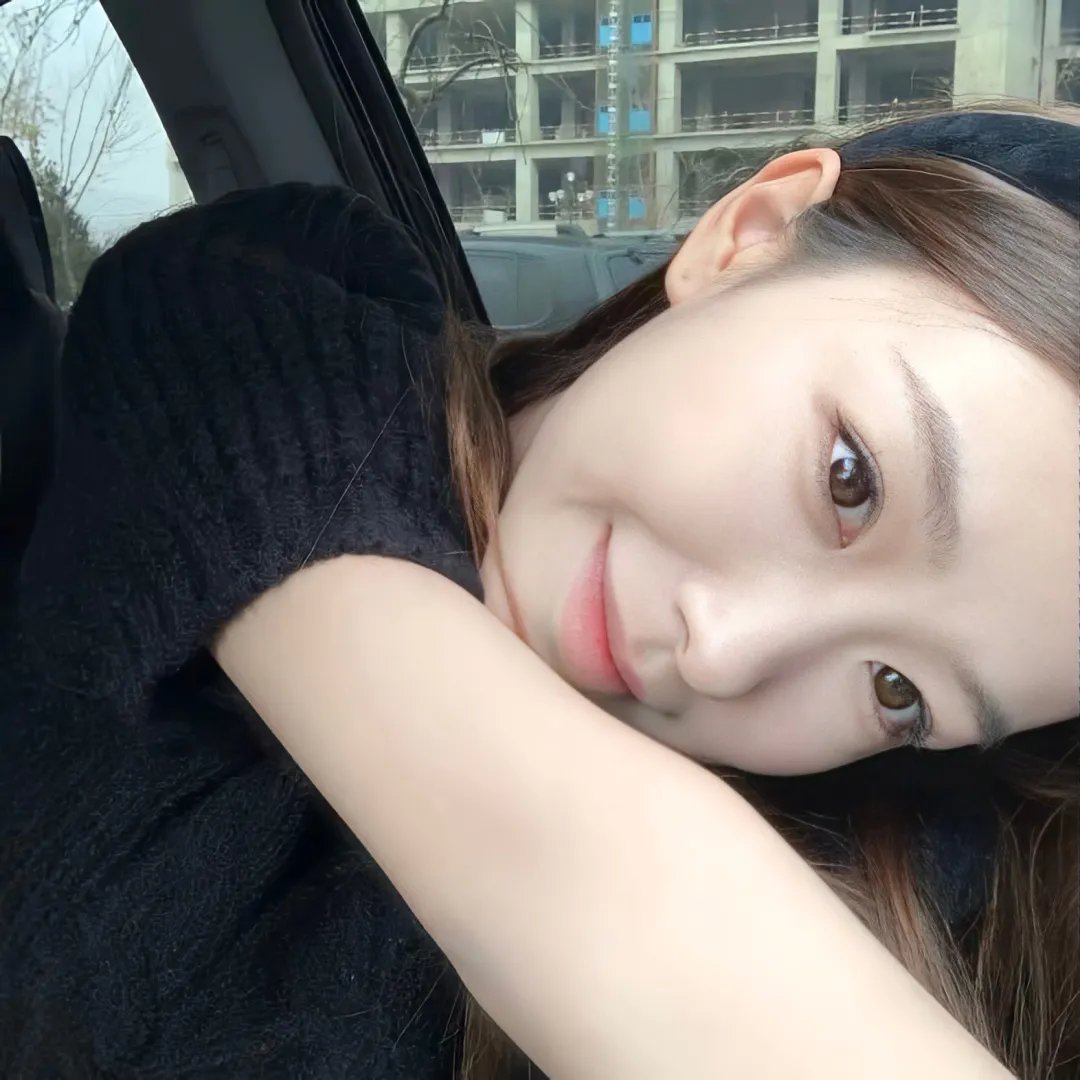 阿齐兹·安萨里:此时此刻